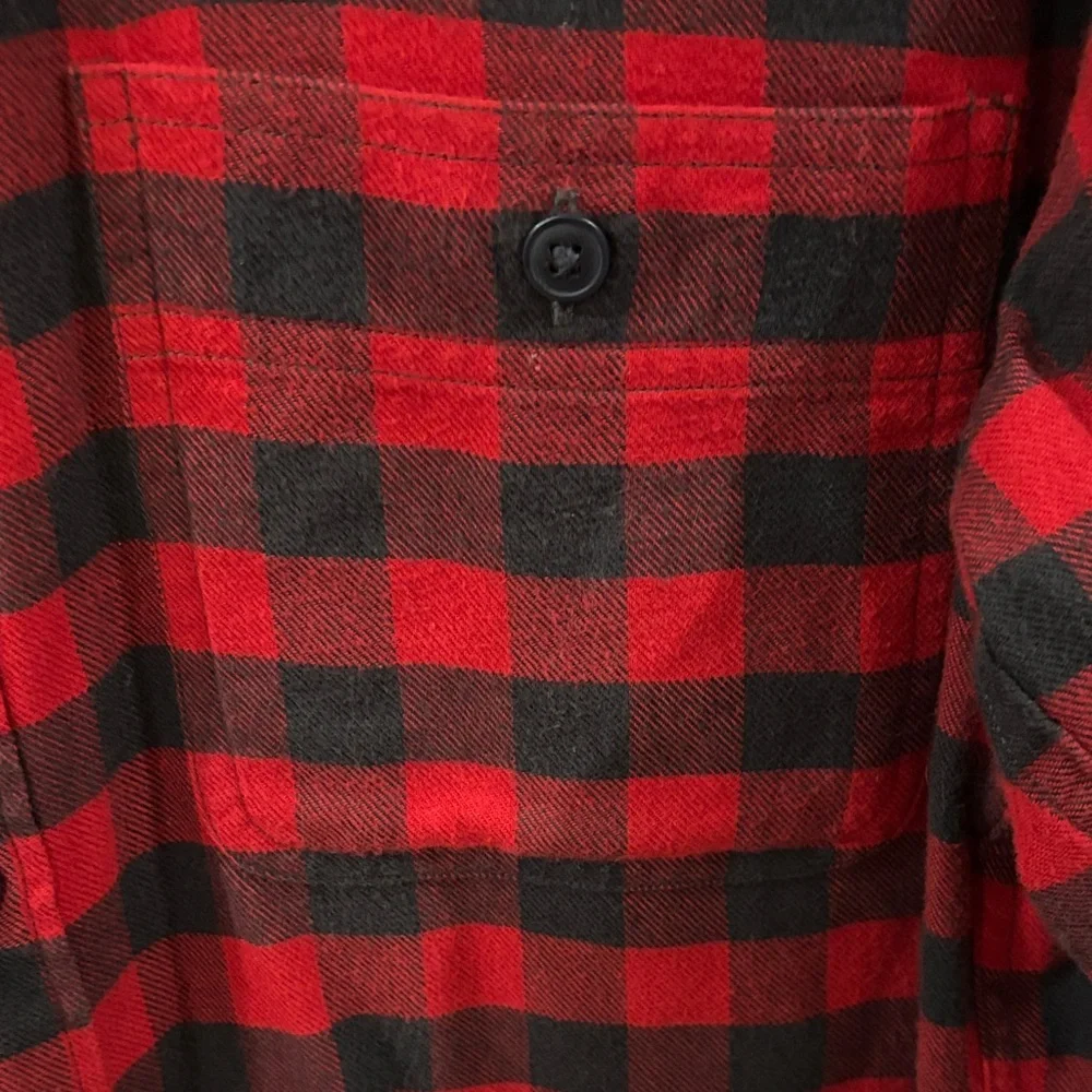 J Crew Red and Black Checkered Flannel Button Down Shirt Men's M
